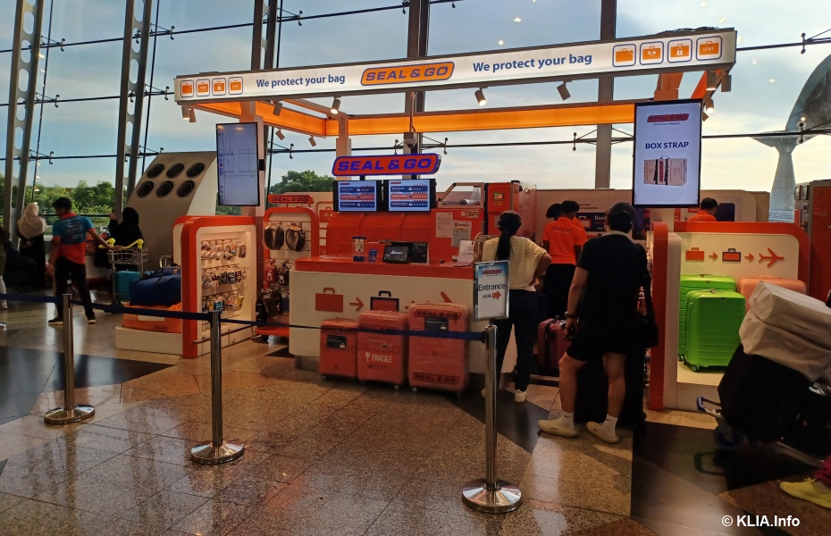 KLIA Baggage Wrapping