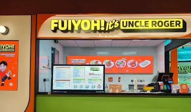 FUIYOH! It’s UNCLE ROGER at KLIA Terminal 2 (klia2)