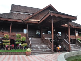 Handicraft Village and Craft Museum